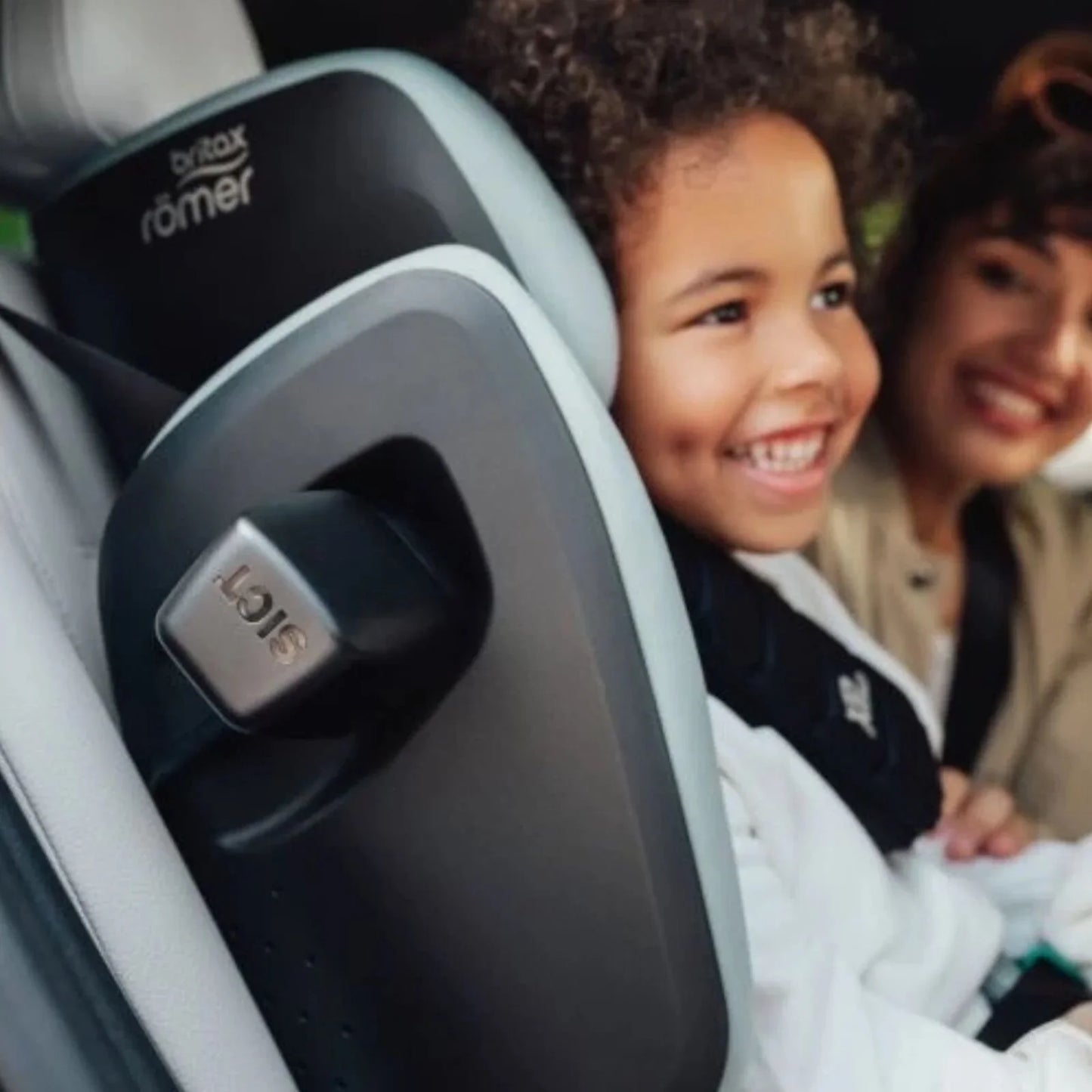 Britax Römer Kidfix Pro Car Seat - Carbon Black