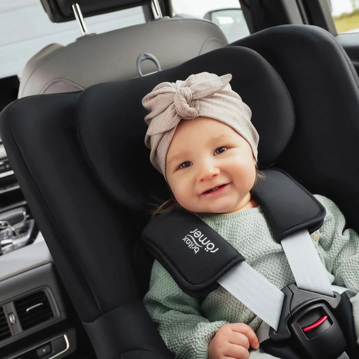 Britax Römer Dualfix M Plus 360 Spin Car Seat - Midnight Grey