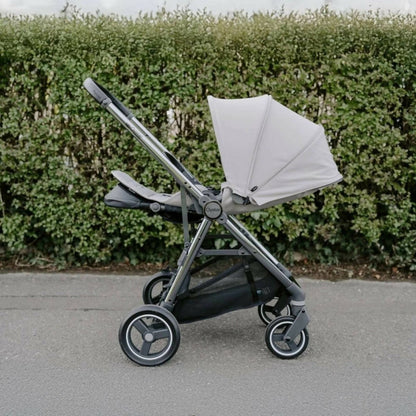 Oyster Gravity+ Stroller - Carbonite