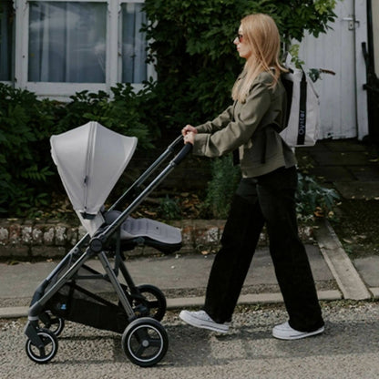 Oyster Gravity+ Stroller - Carbonite