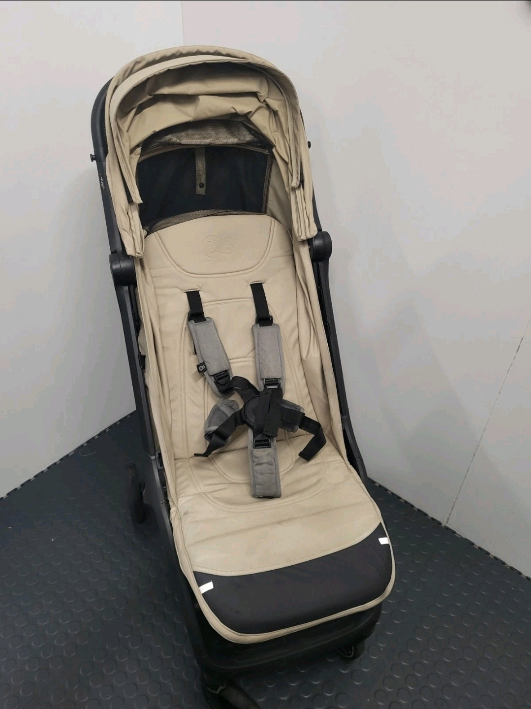 Kinderkraft NUBI 2 Lightweight Pushchair (6kg) with Auto Fold - refurbished pushchair