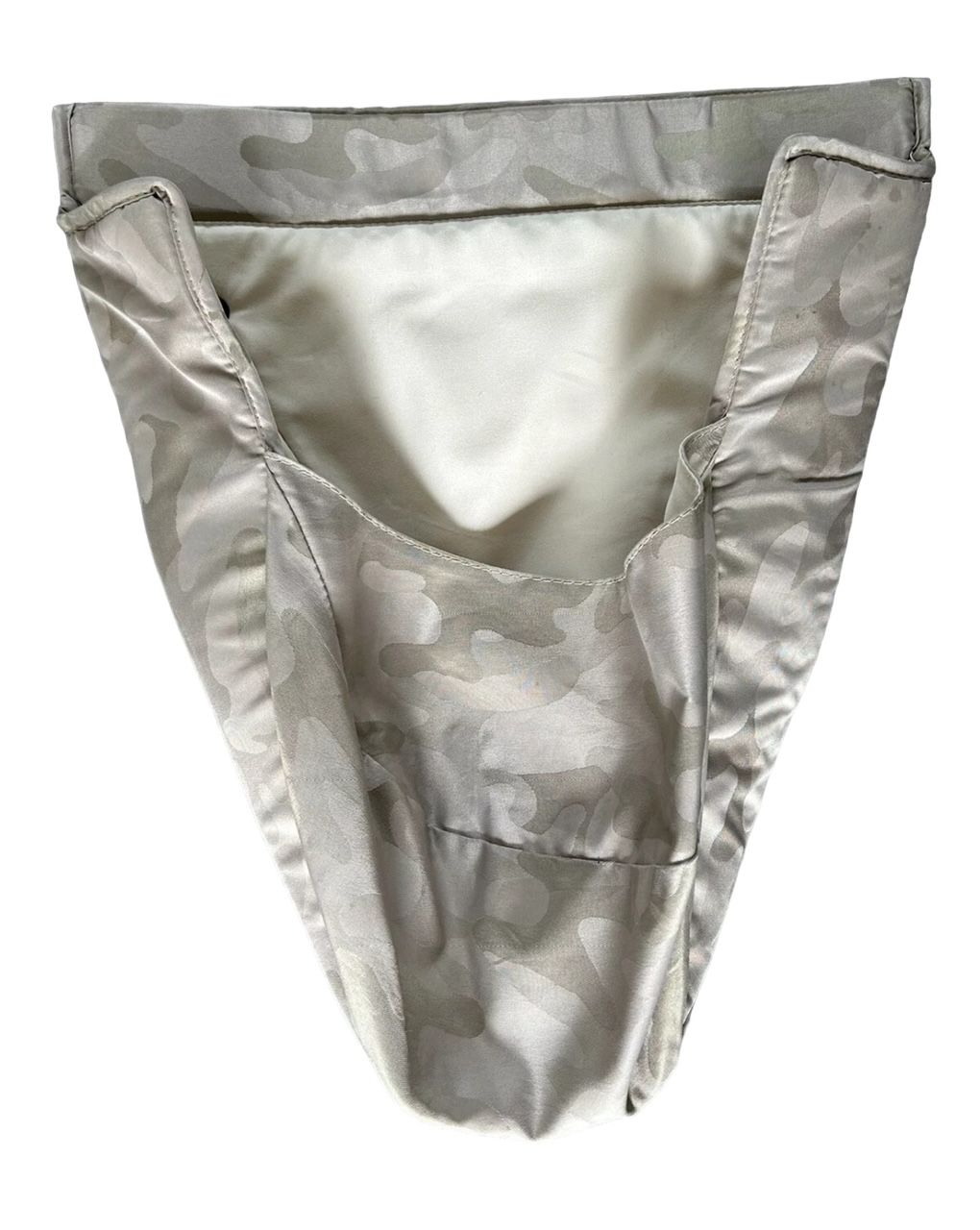 Egg seat unit apron / footmuff