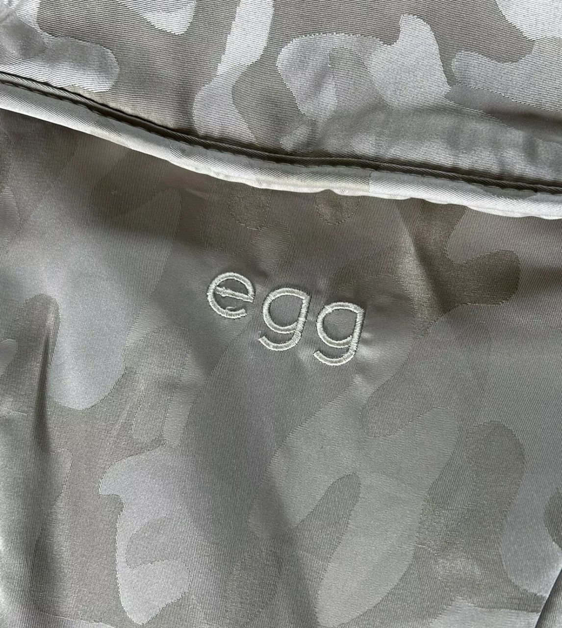 Egg seat unit apron / footmuff
