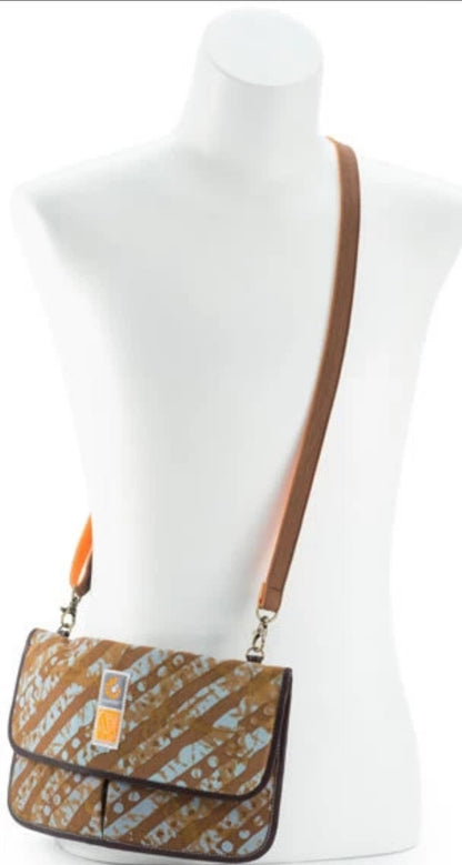 Ergobaby Christy Turlington-Burns Designs Hip & Shoulder Bag - Togo